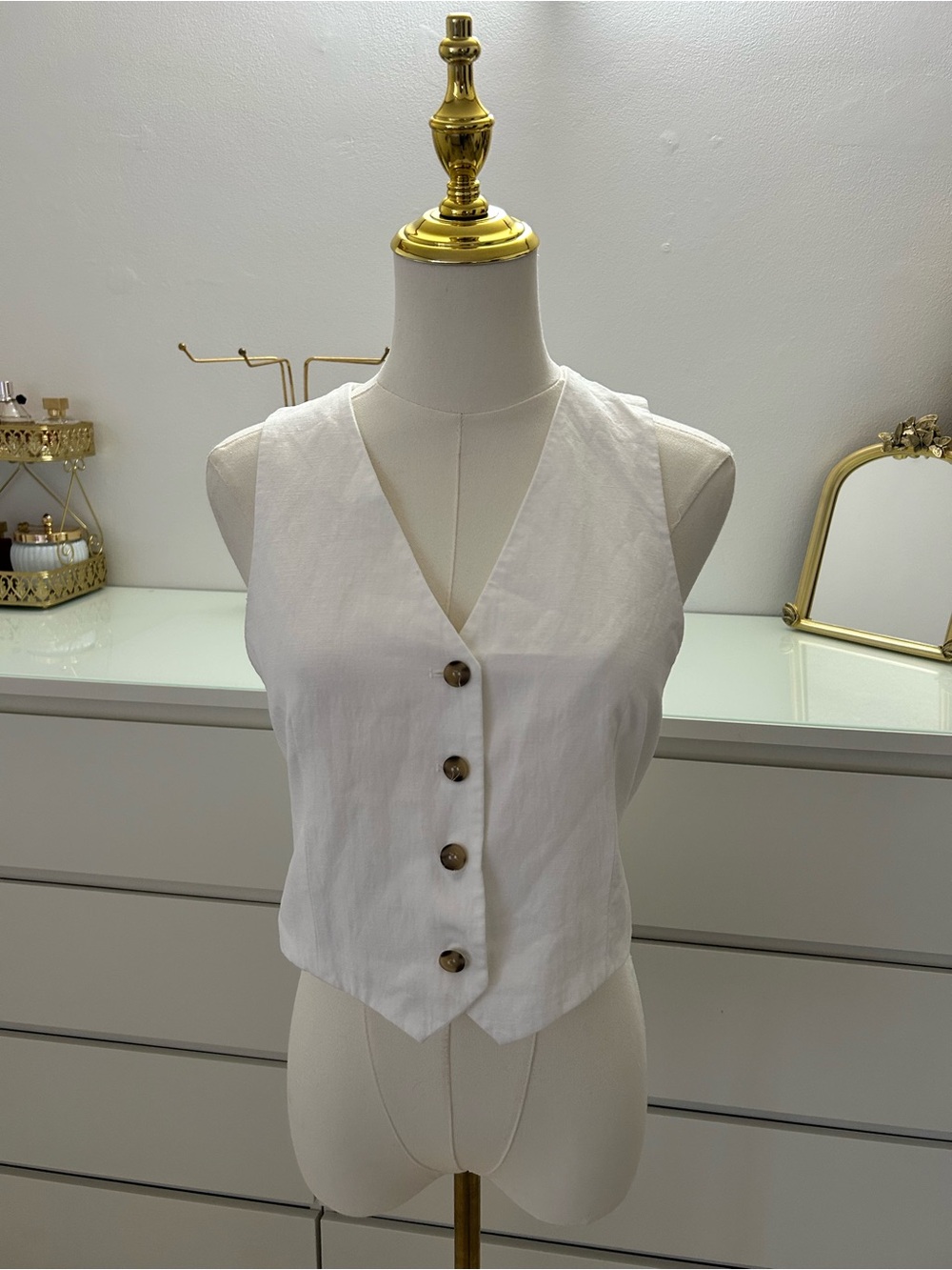 Zara White Button-Front Vest Top